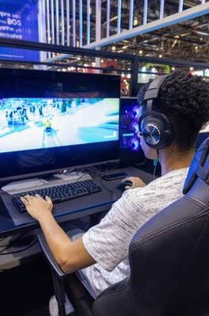game không giới hạn 8Day